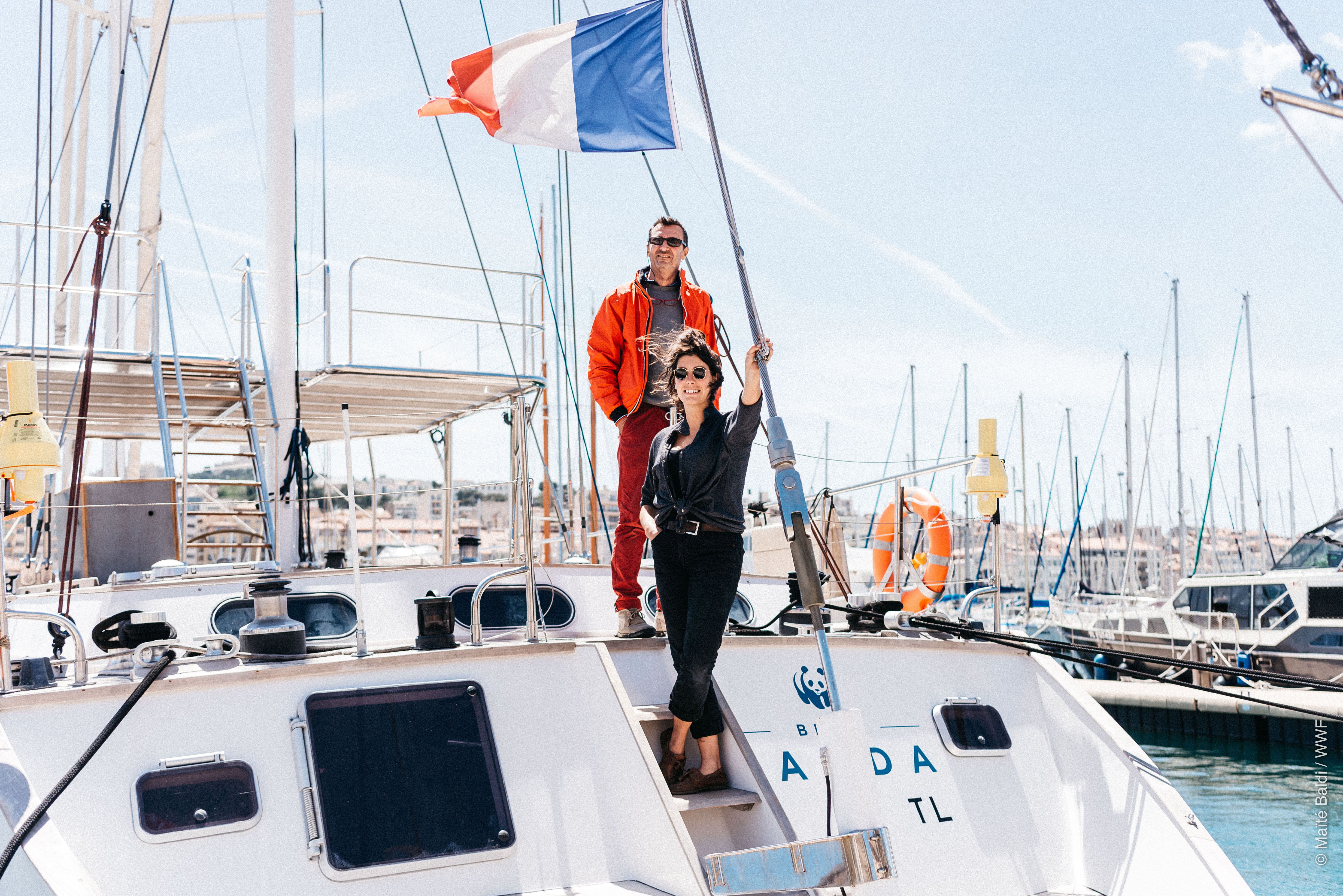 Le capitaine du Blue Panda et son second