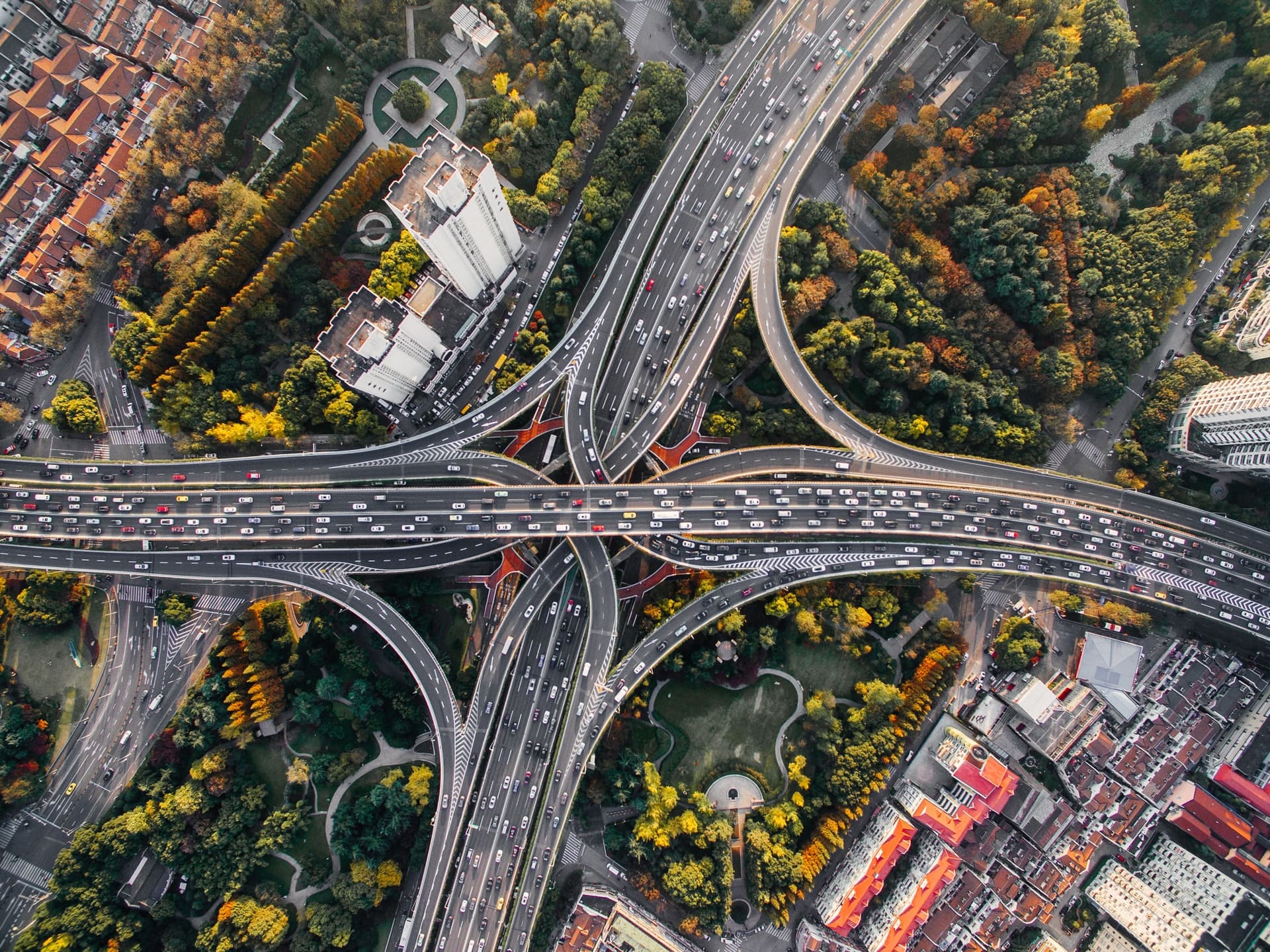 Bretelles d'autoroutes vues du ciel, Shanghai, Chine