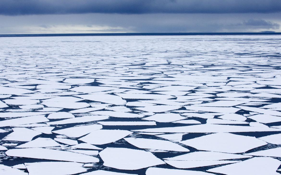 Glace craquelée à cause du réchauffement climatique (Antarctique)