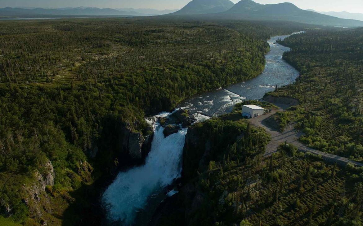 Vue aérienne de la baie de Bristol en Alaska