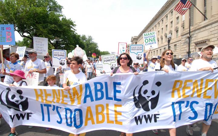 Des citoyens marchent pour le climat en 2014 à Washington, Etats-Unis