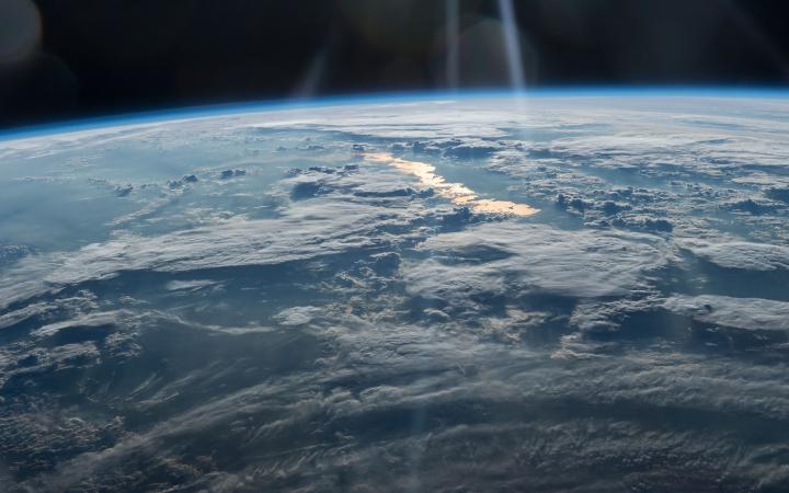 La planète Terre vue d'un satellite en orbite