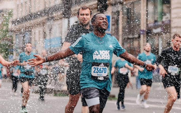 Coureur Adidas 10K Paris