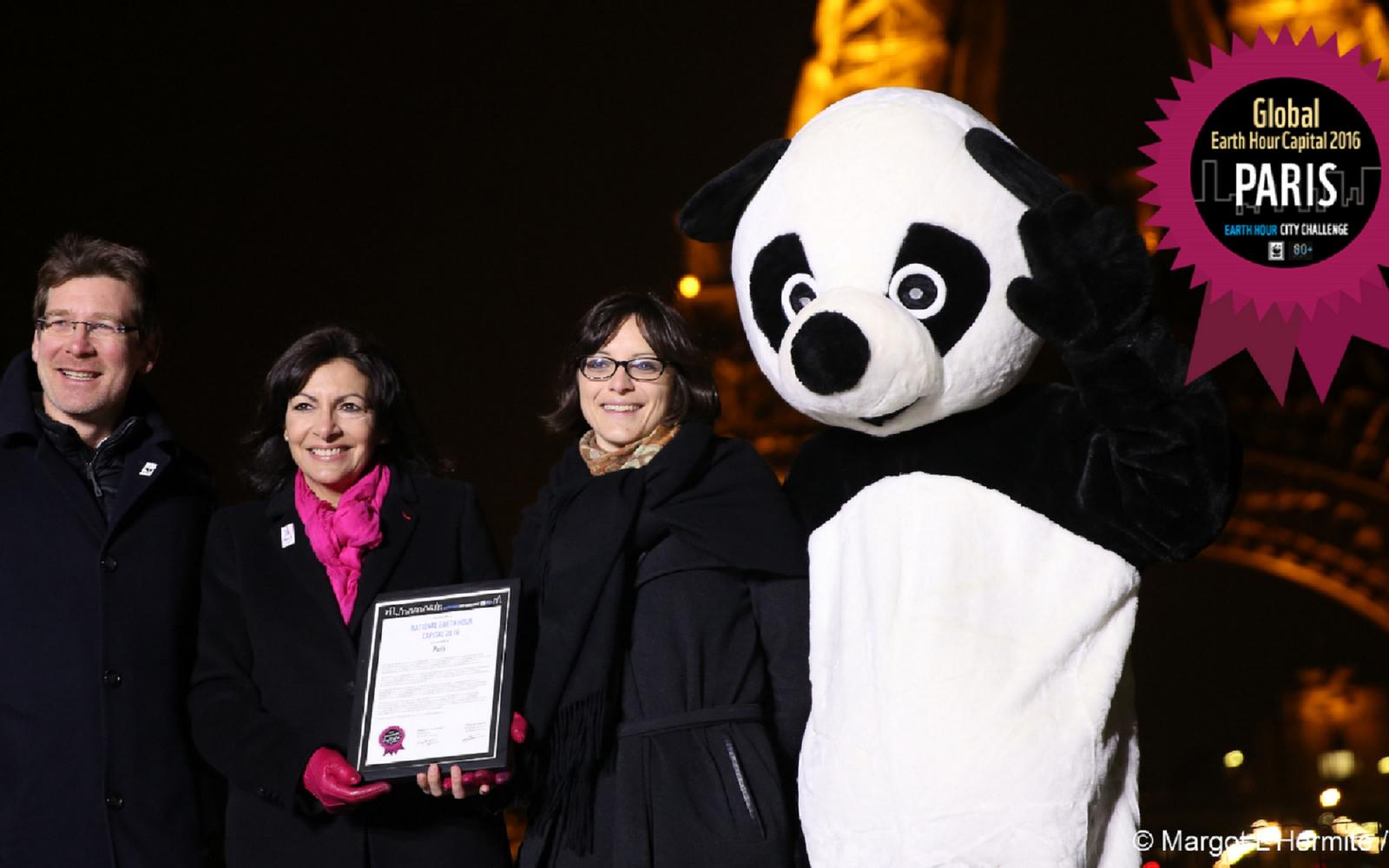 La ville de Paris reçoit le prix du One Planet City Challenge