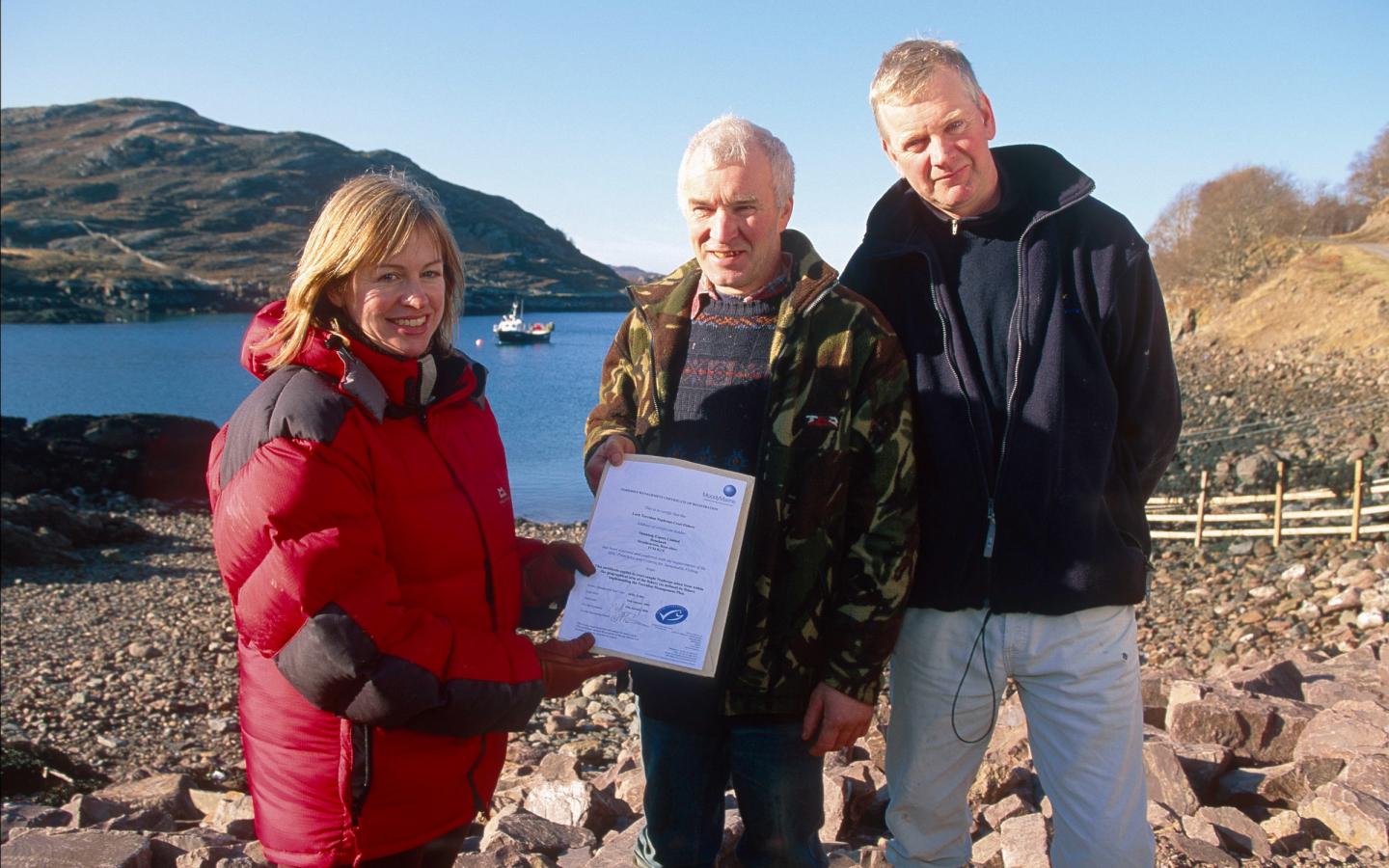 Pêcheur d'une pêcherie d'Ecosse recevant la certification MSC