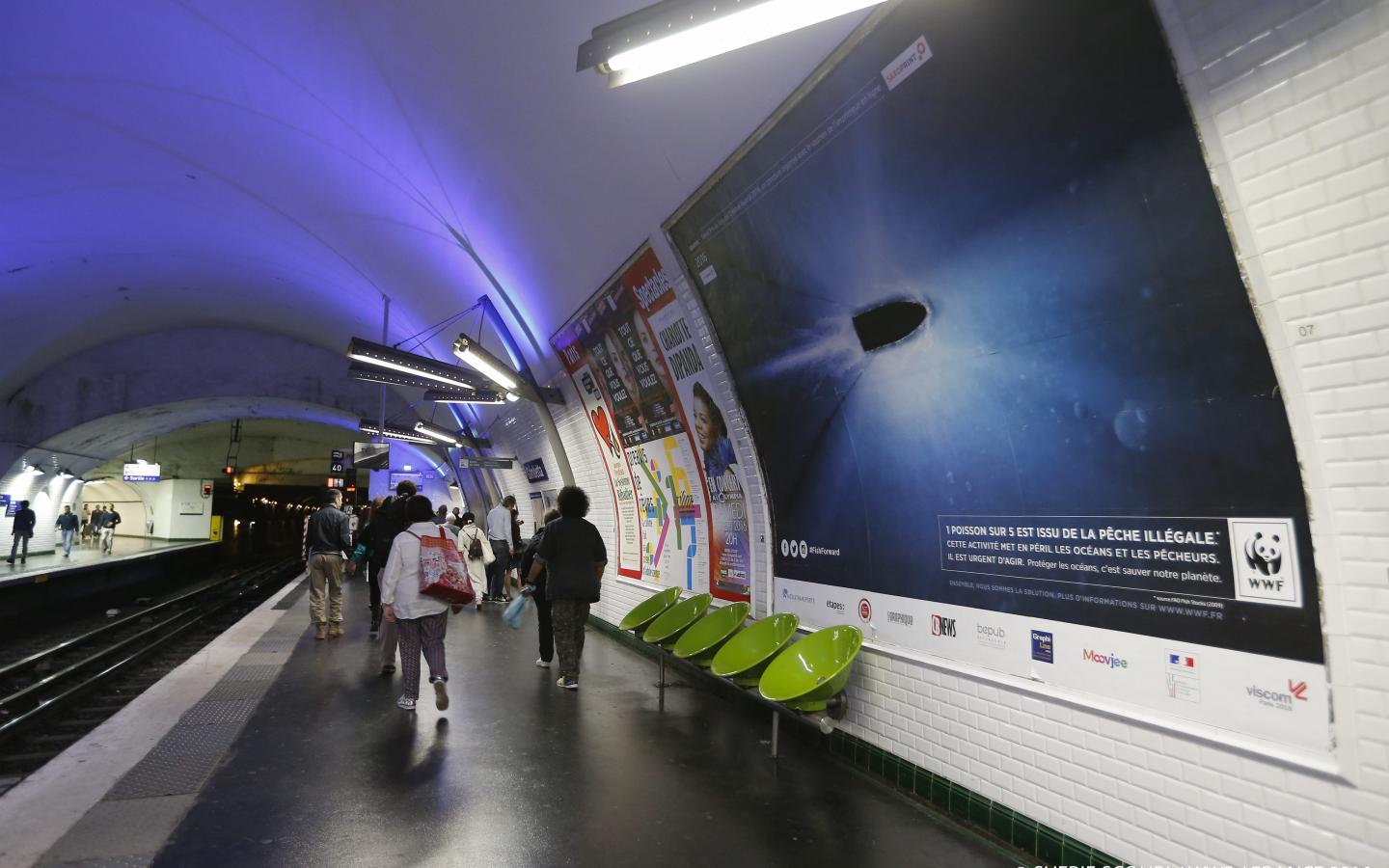 Affiche lauréate du Creative Awards 2016, Bateau balle, réalisée par Jean-Philippe Barray et Pierre Digommet