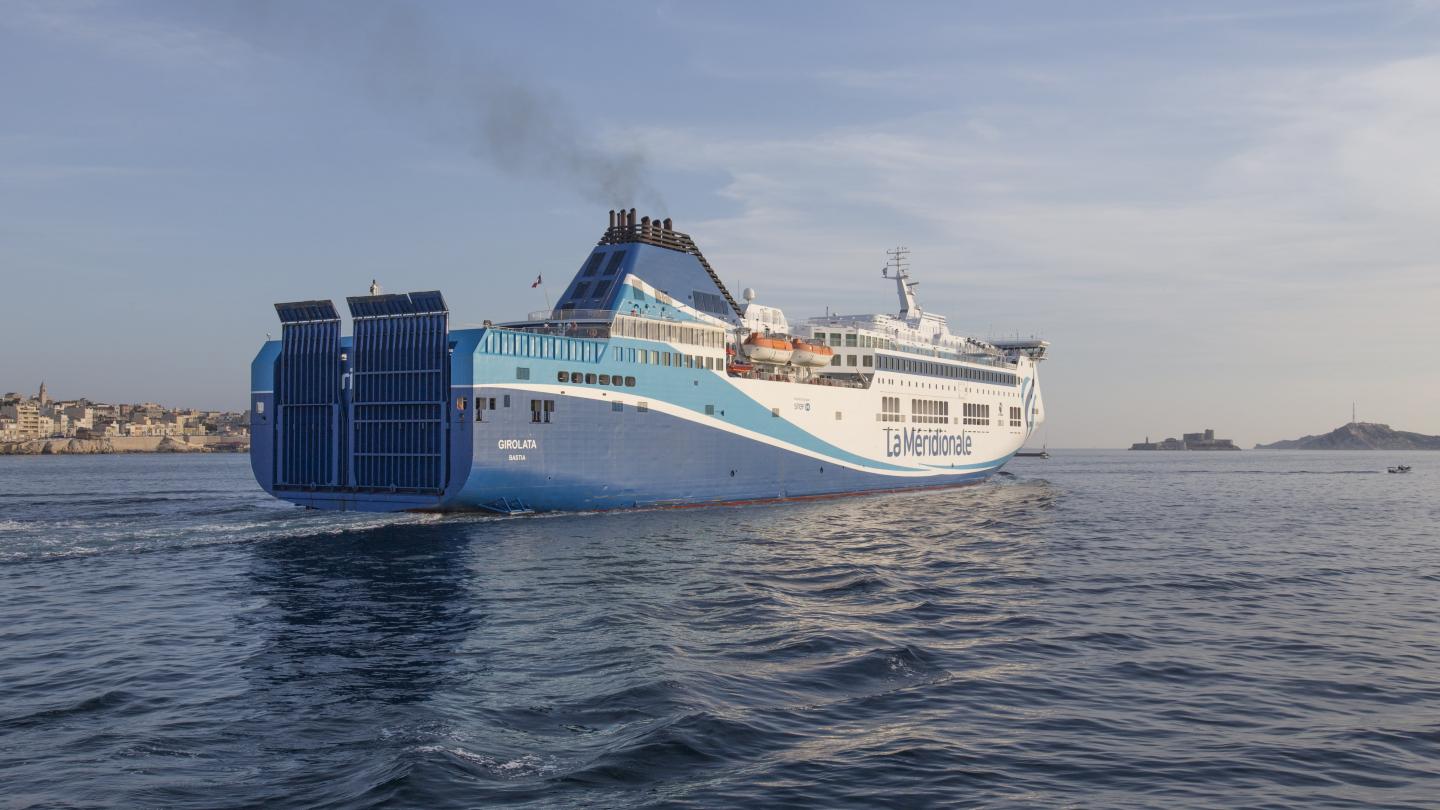 Une bateau de croisière La Méridionale en Mer Méditerranée