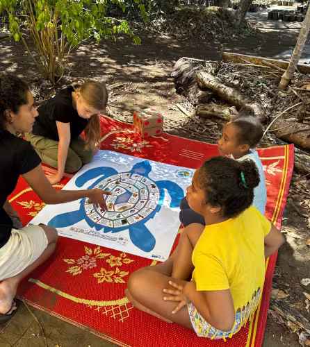 Bénévole atelier de sensibilisation à la fête de la Science en Nouvelle-Calédonie