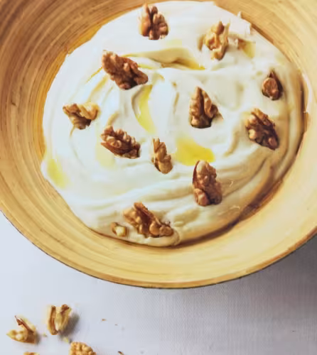 Recette de purée onctueuse de panais à l'huile de noisette et noix fraîches