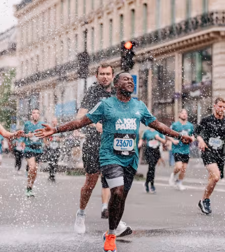 Coureur Adidas 10K Paris