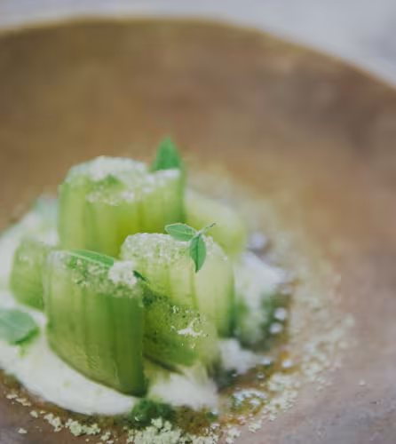 Recette d'île flottante de concombre à la verveine et au yaourt