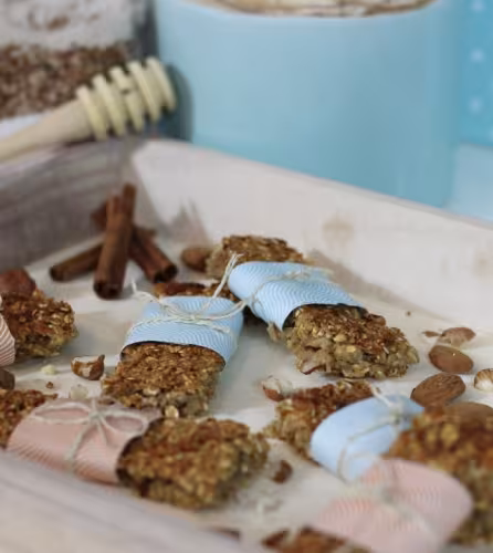 Recette de barres de céréales aux pommes, noisettes et amandes