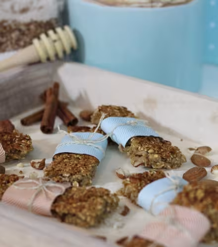 Recette de barres de céréales aux pommes, noisettes et amandes
